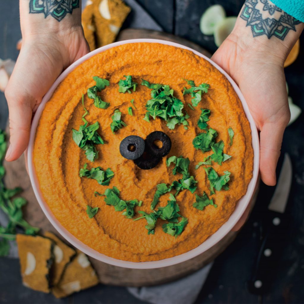 Hummus picant cu ardei capia