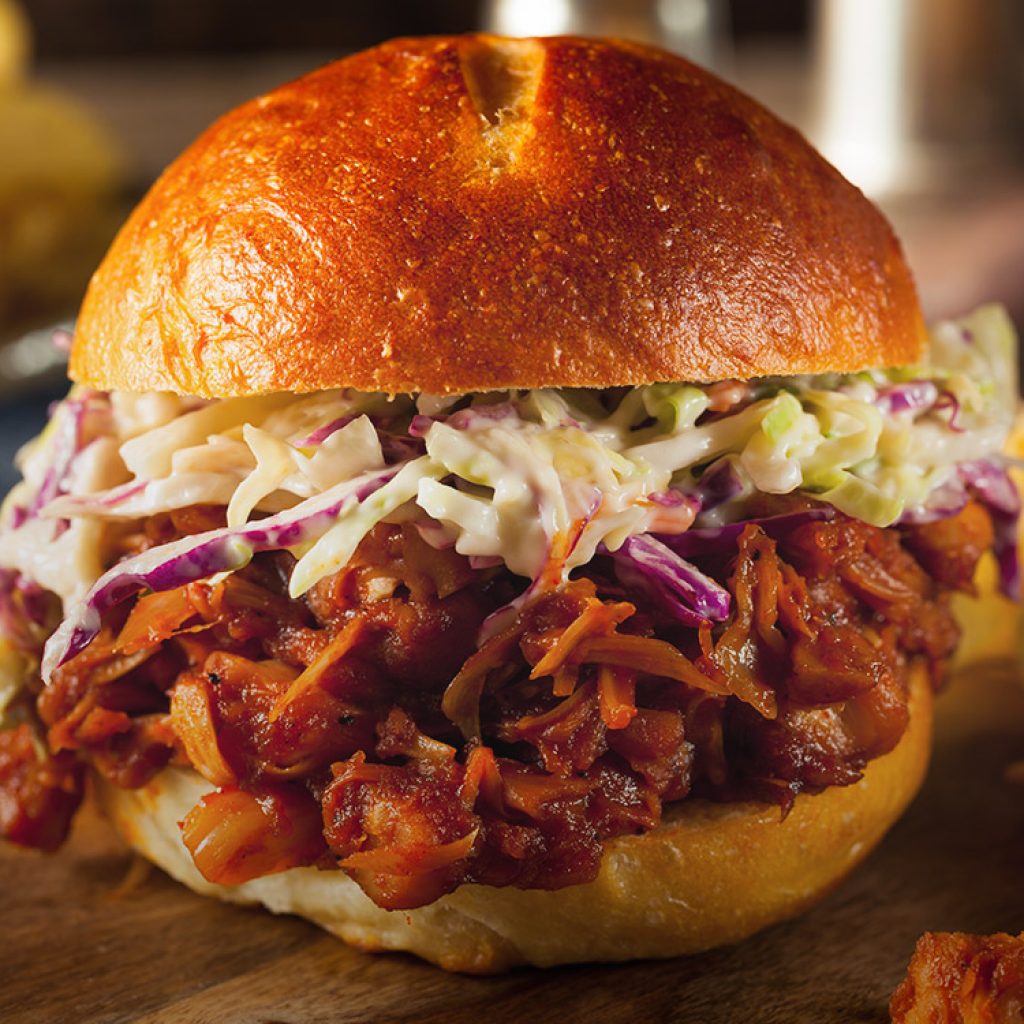 Burger vegetarian cu Jackfruit