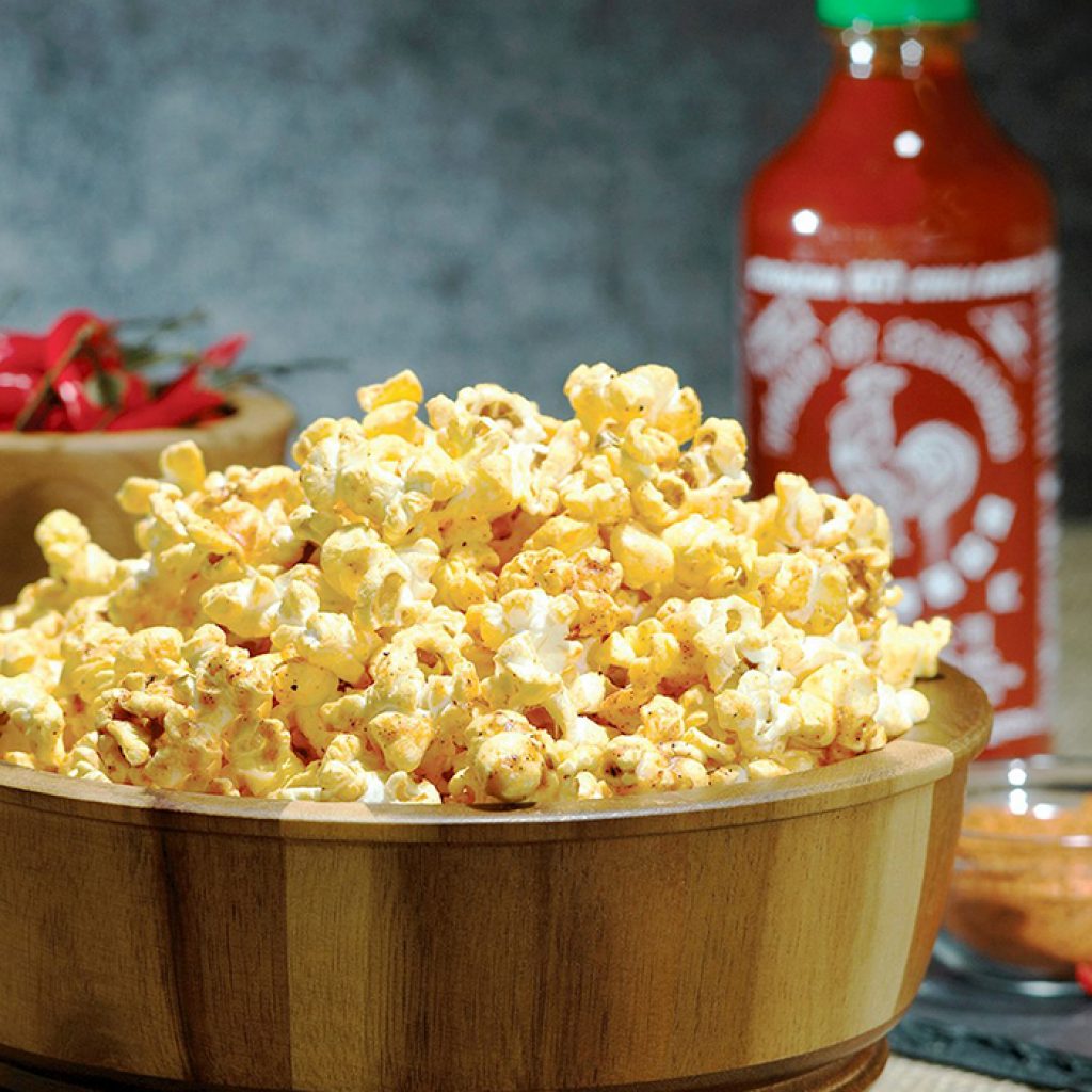 Sriracha popcorn